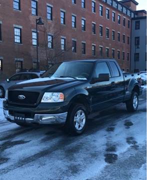 2004 Ford F-150 for sale at Hernandez Auto Sales in Pawtucket RI