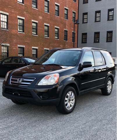 2006 Honda CR-V for sale at Hernandez Auto Sales in Pawtucket RI