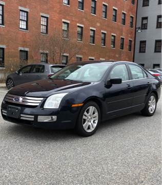 2008 Ford Fusion for sale at Hernandez Auto Sales in Pawtucket RI