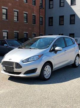 2015 Ford Fiesta for sale at Hernandez Auto Sales in Pawtucket RI