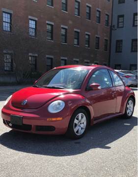 2007 Volkswagen New Beetle for sale at Hernandez Auto Sales in Pawtucket RI