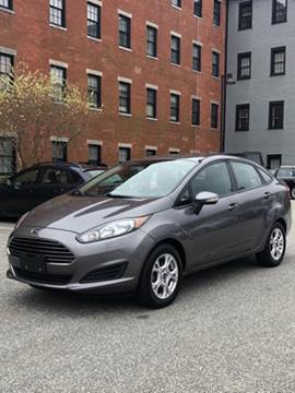 2014 Ford Fiesta for sale at Hernandez Auto Sales in Pawtucket RI