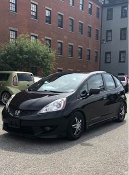 2011 Honda Fit for sale at Hernandez Auto Sales in Pawtucket RI