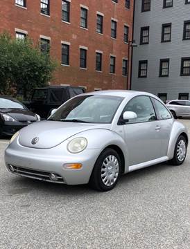 2000 Volkswagen New Beetle for sale at Hernandez Auto Sales in Pawtucket RI