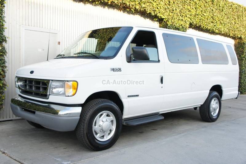 2002 Ford E-Series Wagon for sale at CALIFORNIA AUTO DIRECT in Costa Mesa CA