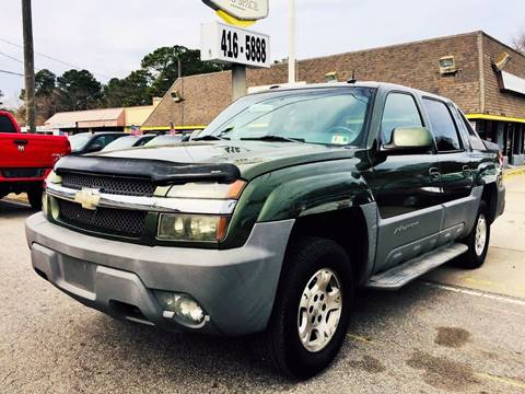 2002 Chevrolet Avalanche for sale at Auto Space LLC in Norfolk VA