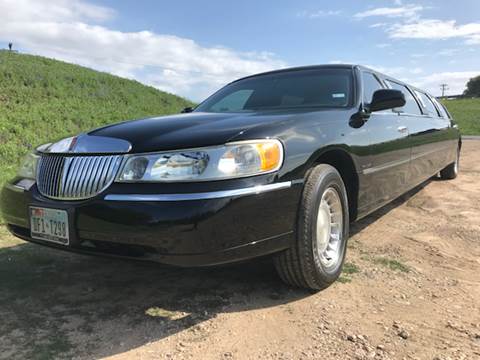 2000 Lincoln Town Car for sale at Mafia Motors in Boerne TX
