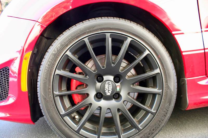 2014 FIAT 500 Abarth (image 17)