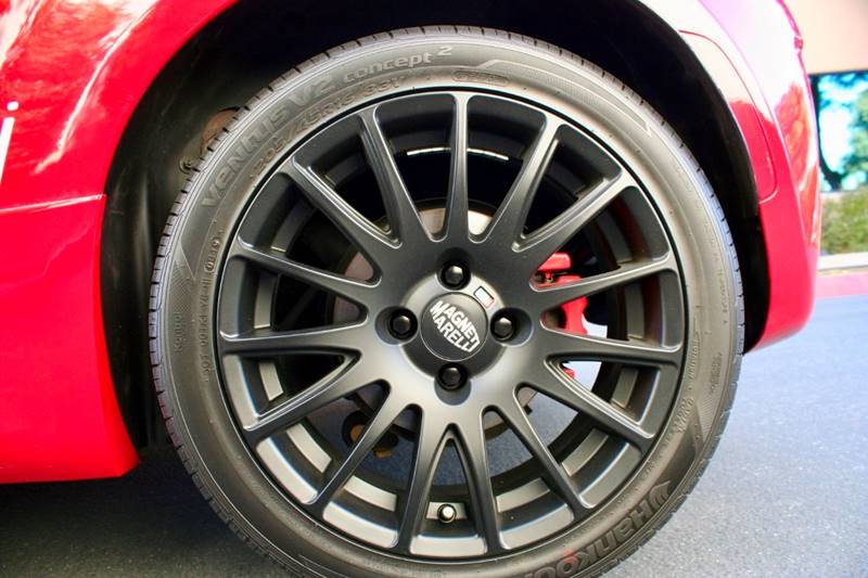 2014 FIAT 500 Abarth (image 18)