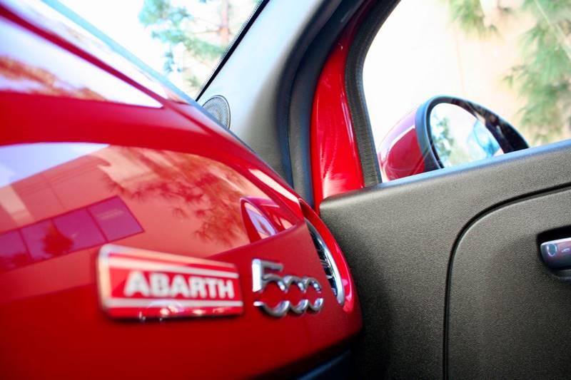 2014 FIAT 500 Abarth (image 40)