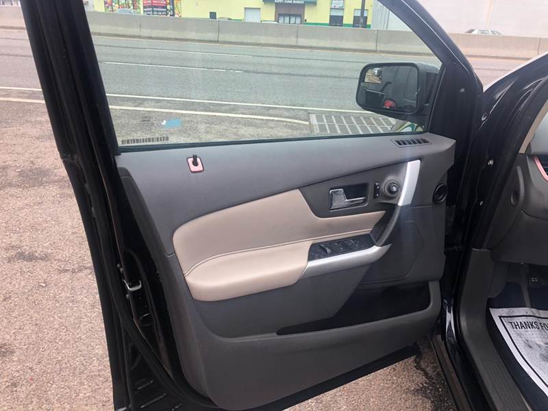 2011 Ford Edge SEL (image 12)
