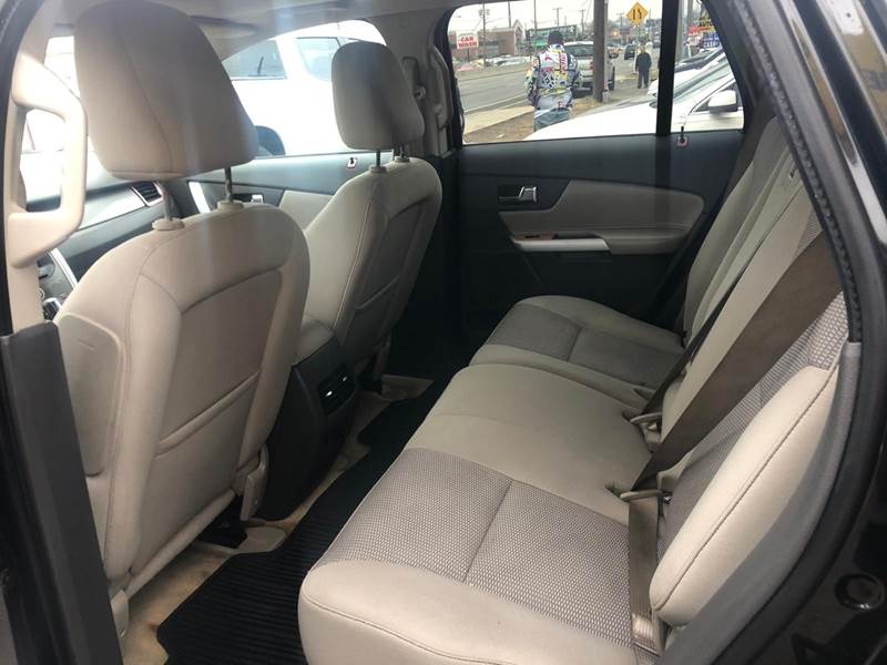 2011 Ford Edge SEL (image 24)