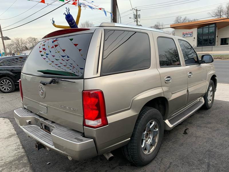 2003 Cadillac Escalade (image 5)