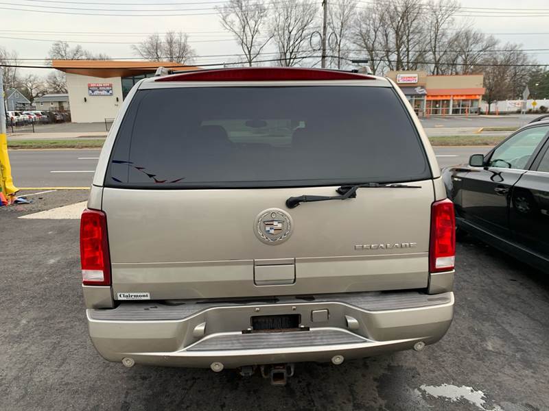 2003 Cadillac Escalade (image 7)