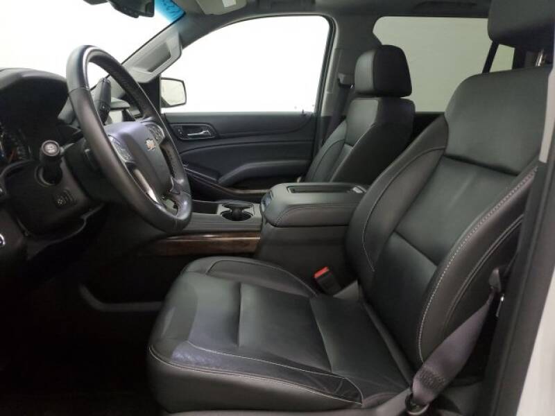 2016 Chevrolet Tahoe LT (image 5)