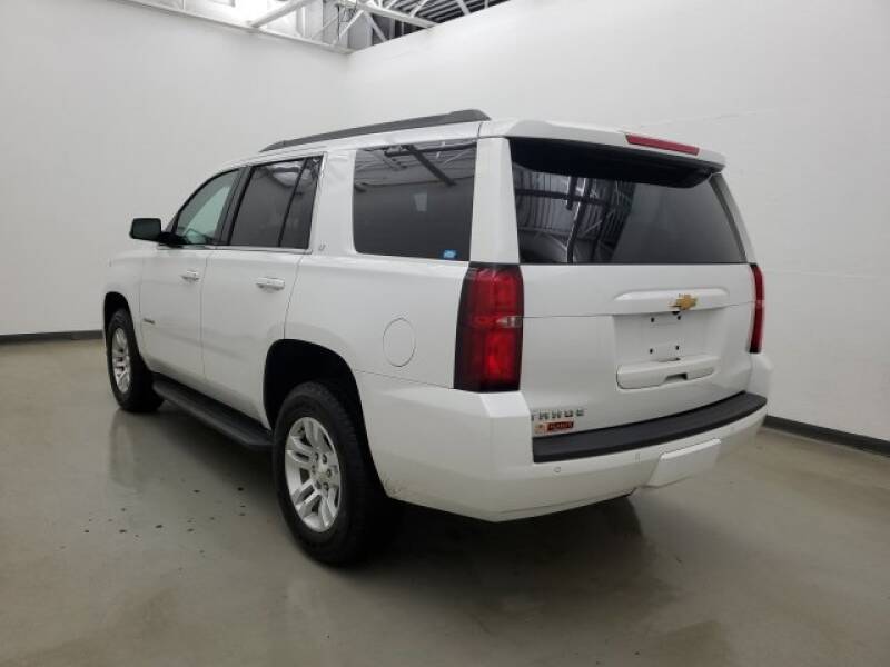 2016 Chevrolet Tahoe LT (image 3)