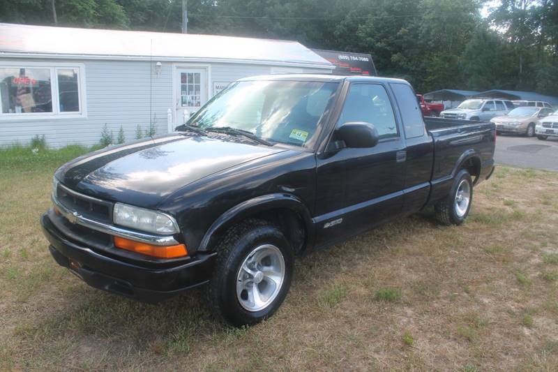 2002 Chevrolet S-10 for sale at Manny's Auto Sales in Winslow NJ