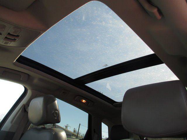 2010 Cadillac SRX Luxury Collection (image 11)