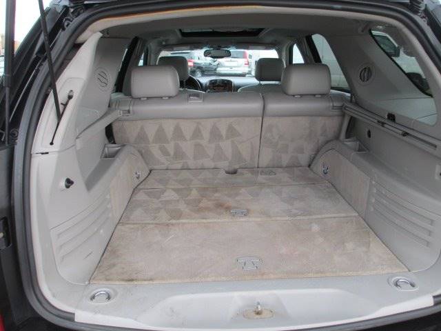 2006 Cadillac SRX (image 6)
