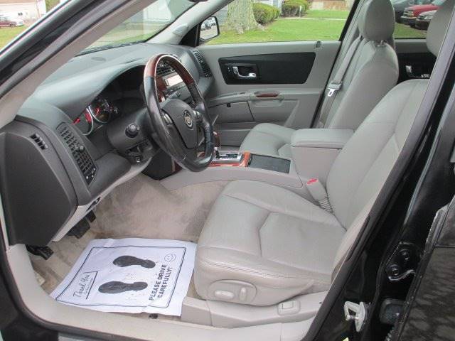 2006 Cadillac SRX (image 7)
