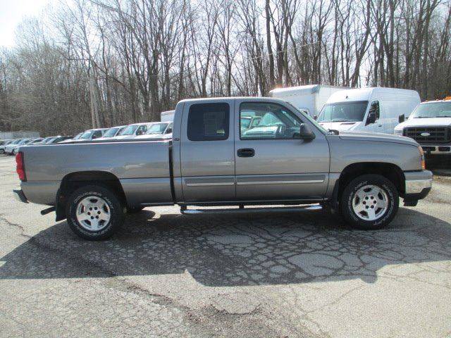 2007 Chevrolet Silverado 1500 Classic LT1 (image 4)