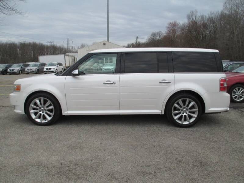 2010 Ford Flex Limited (image 2)