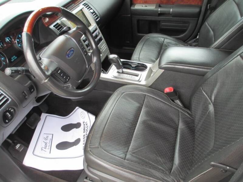 2010 Ford Flex Limited (image 10)