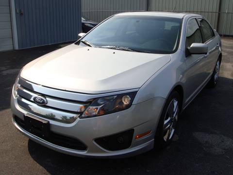 2011 Ford Fusion for sale at Driving Xcellence in Jeffersonville IN