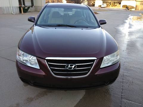 2009 Hyundai Sonata for sale at Divine Auto Sales LLC in Omaha NE