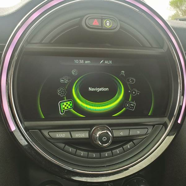 2018 MINI Hardtop 4 Door Cooper (image 25)