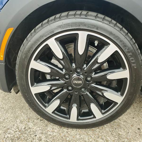 2018 MINI Hardtop 4 Door Cooper (image 32)