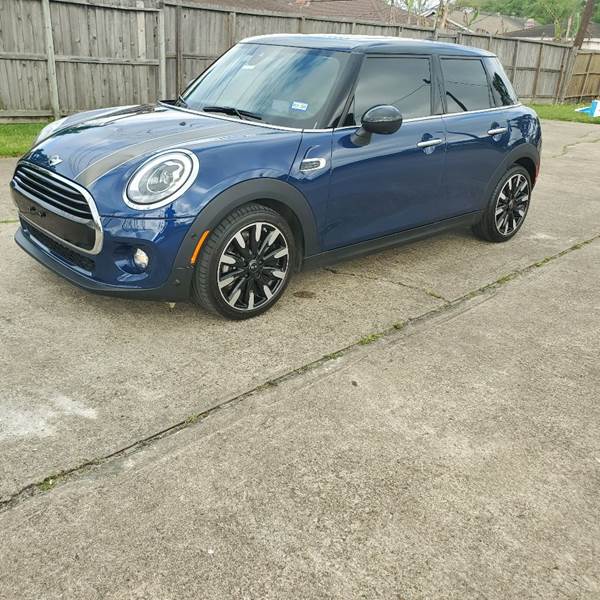 2018 MINI Hardtop 4 Door Cooper (image 39)