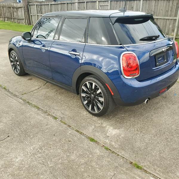 2018 MINI Hardtop 4 Door Cooper (image 40)
