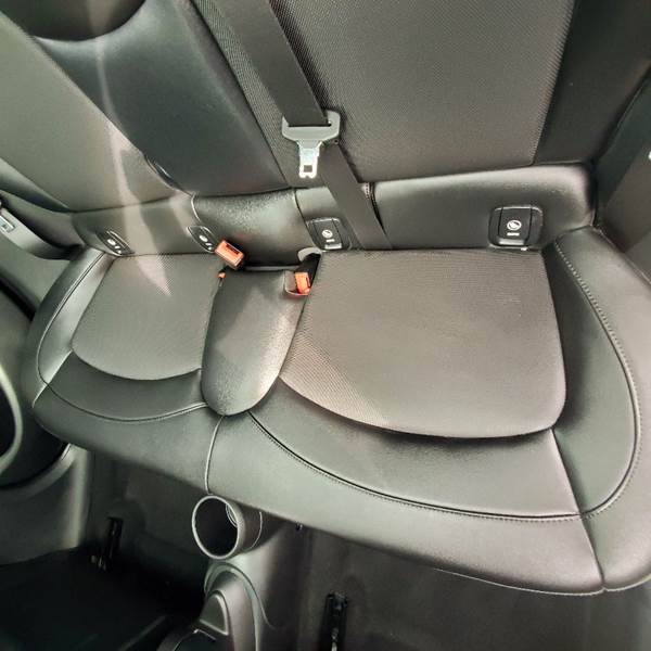 2018 MINI Hardtop 4 Door Cooper (image 43)