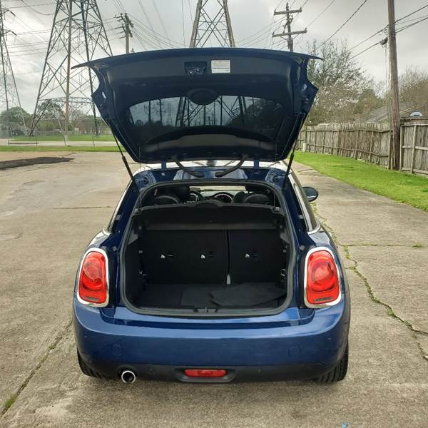 2018 MINI Hardtop 4 Door Cooper (image 44)