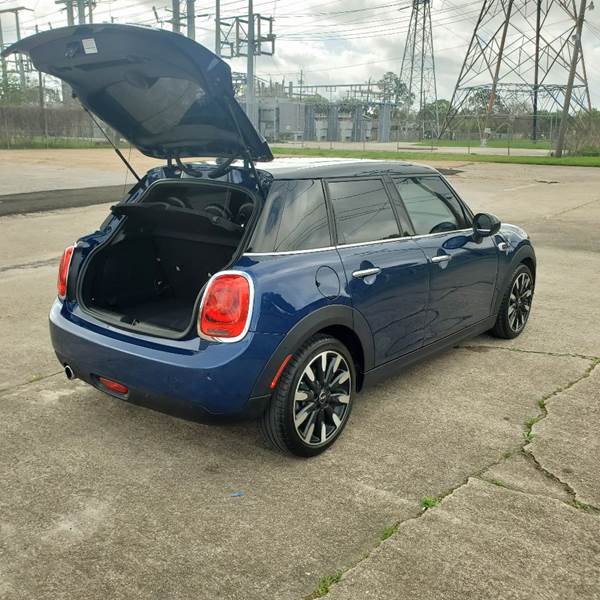 2018 MINI Hardtop 4 Door Cooper (image 45)