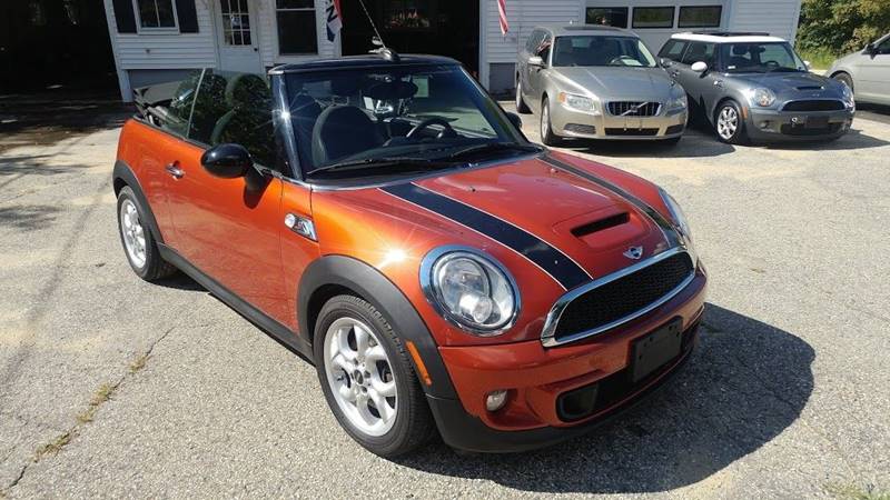 2012 MINI Cooper Convertible for sale at Madbury Motors in Madbury NH