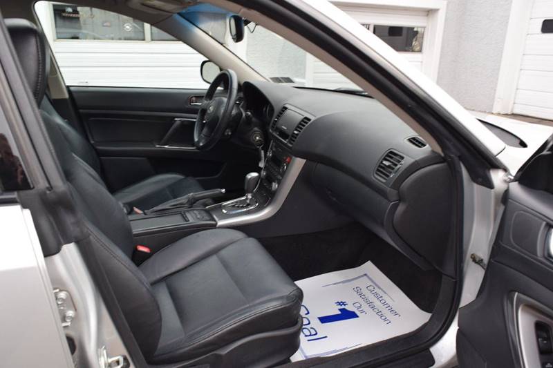 2006 Subaru Outback 2.5i Limited (image 20)