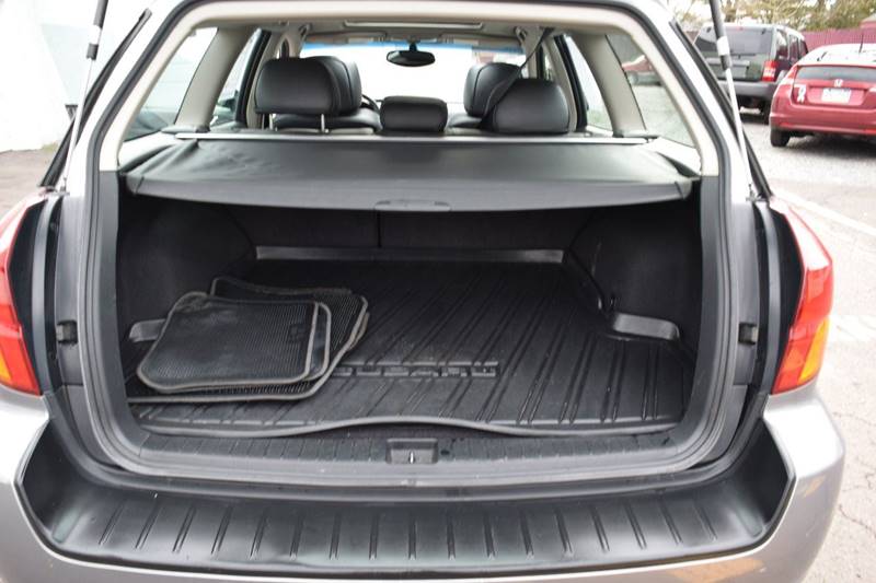 2006 Subaru Outback 2.5i Limited (image 24)