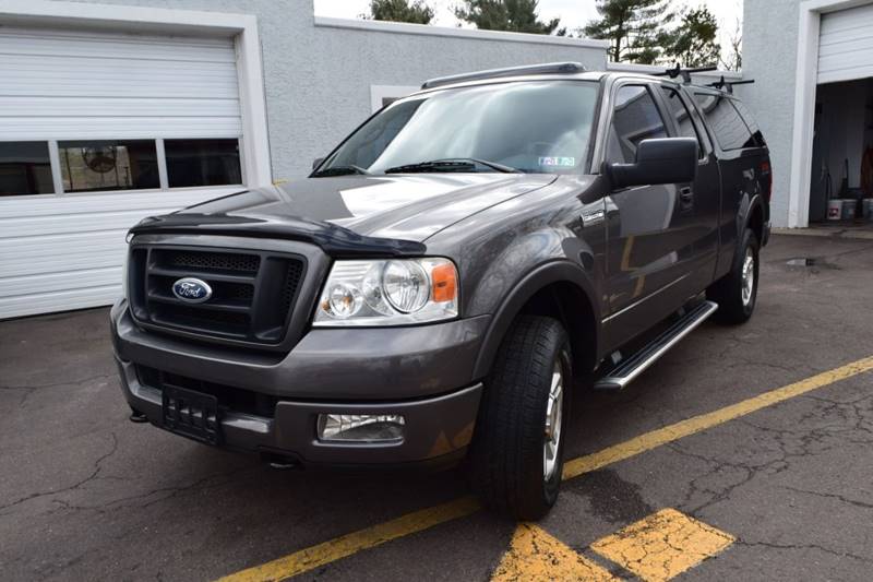 2005 Ford F-150 FX4 (image 2)