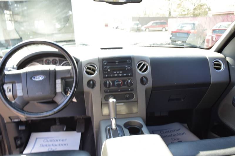 2005 Ford F-150 FX4 (image 28)