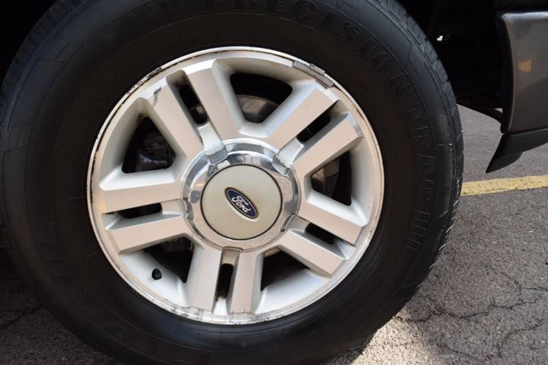 2005 Ford F-150 FX4 (image 30)