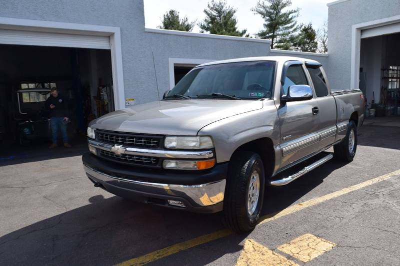 1999 Chevrolet Silverado 1500 LS (image 1)