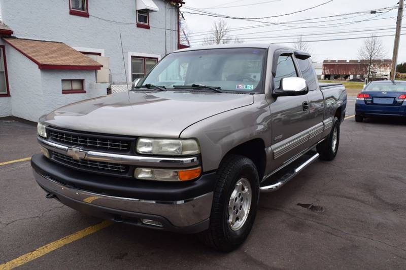 1999 Chevrolet Silverado 1500 LS (image 2)