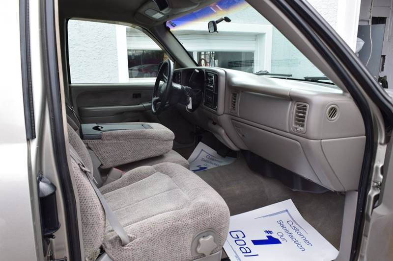 1999 Chevrolet Silverado 1500 LS (image 17)