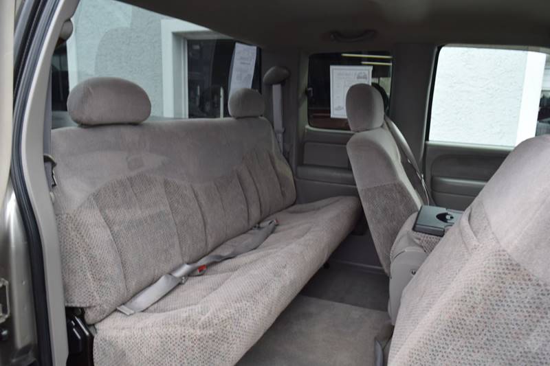 1999 Chevrolet Silverado 1500 LS (image 18)