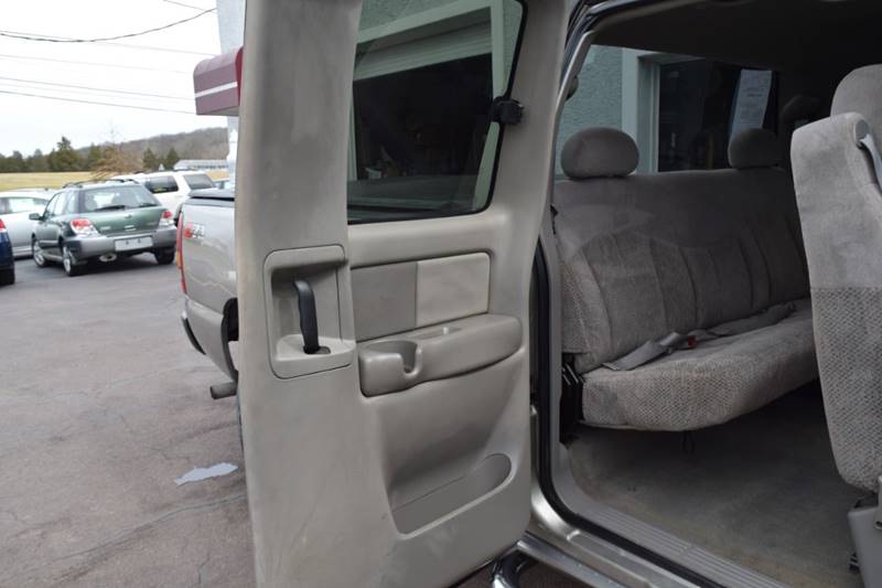 1999 Chevrolet Silverado 1500 LS (image 19)