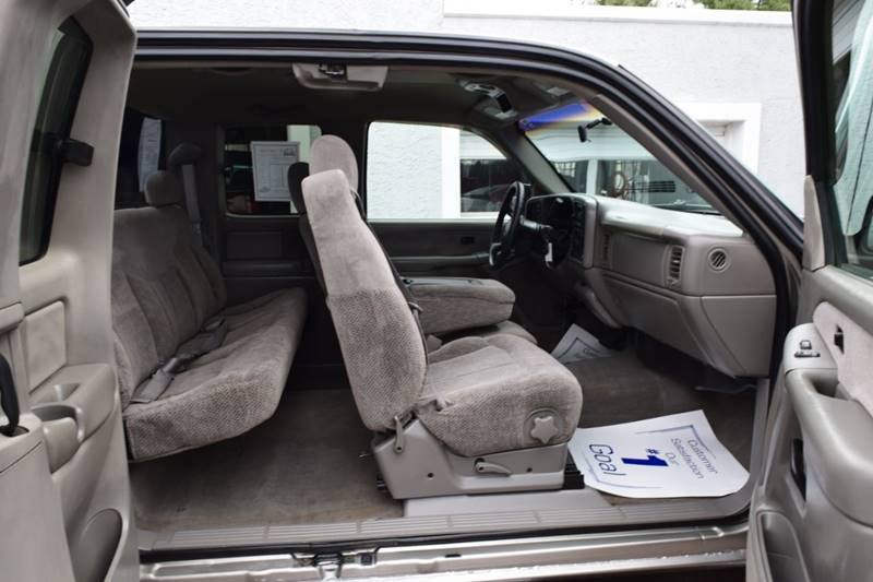 1999 Chevrolet Silverado 1500 LS (image 20)