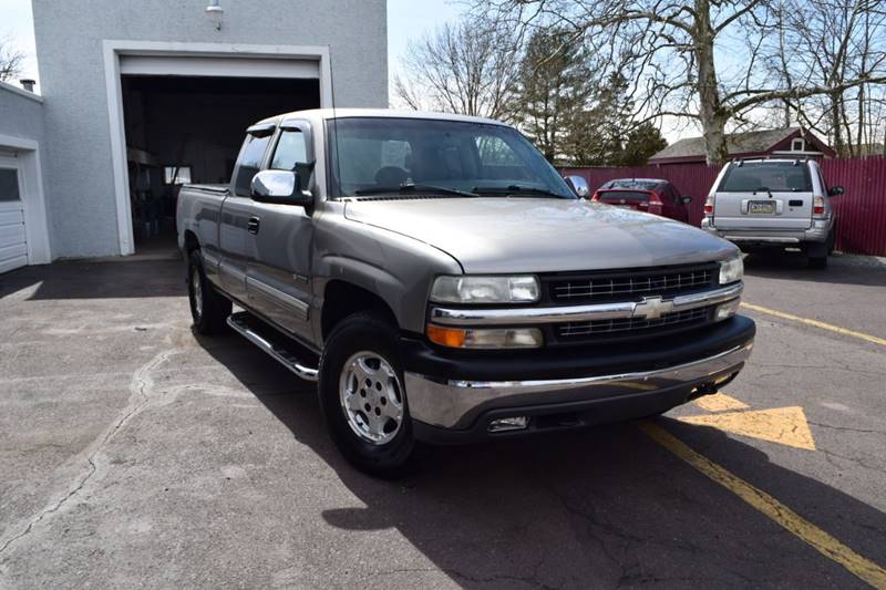 1999 Chevrolet Silverado 1500 LS (image 32)