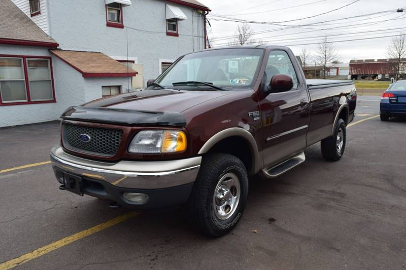 2001 Ford F-150 XLT (image 1)